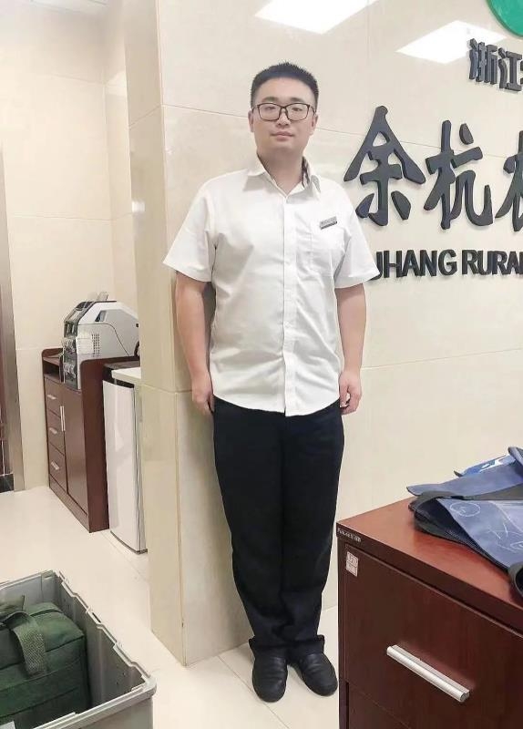 君临天下的第二张照片--杭州相亲服务中心
