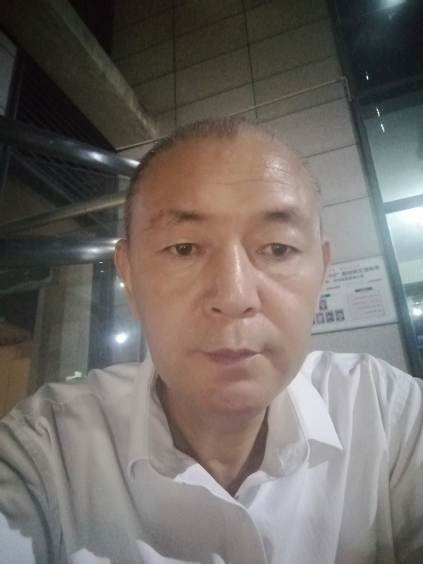 老李的第一张照片--杭州相亲服务中心