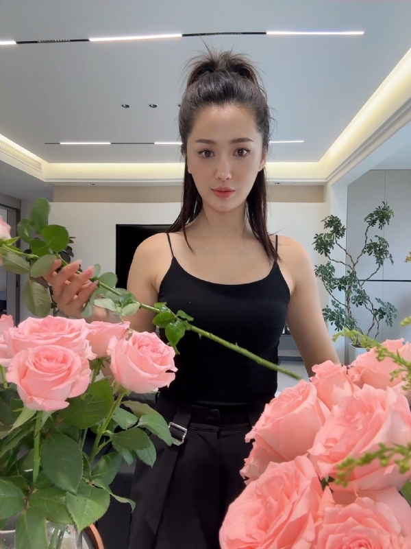 喜糖的第一张照片--杭州相亲服务中心