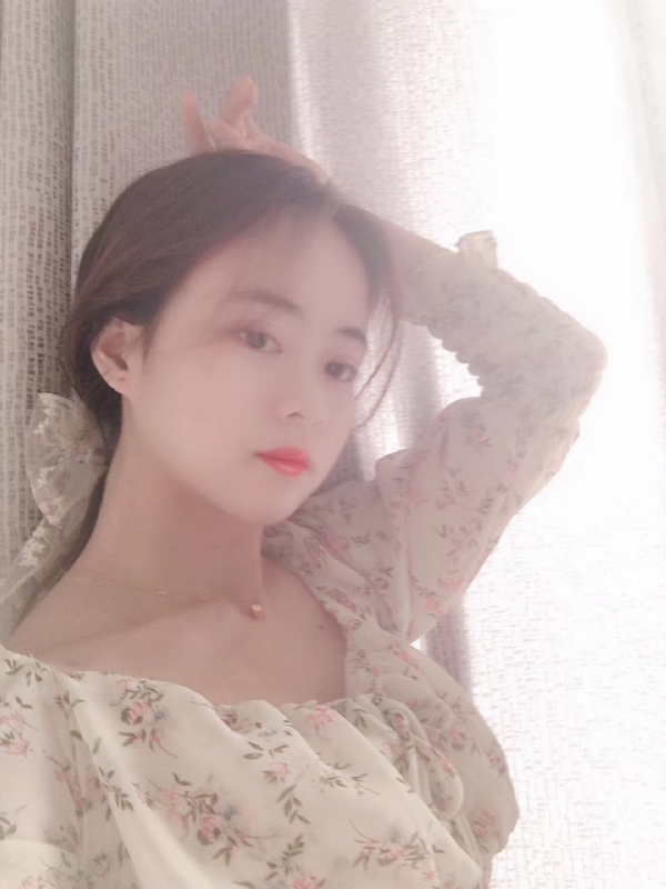 泡芙的第五张照片--杭州相亲服务中心