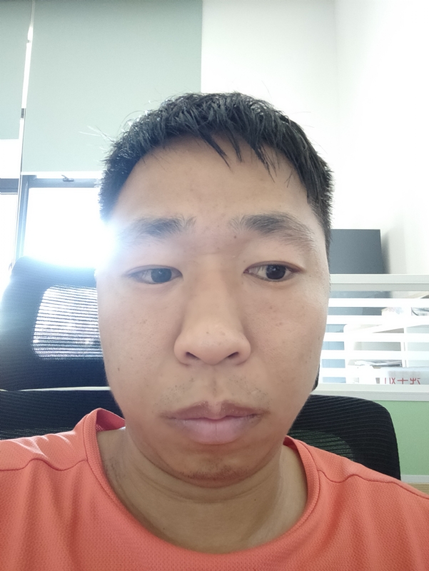 龚先生的第一张照片--杭州相亲服务中心