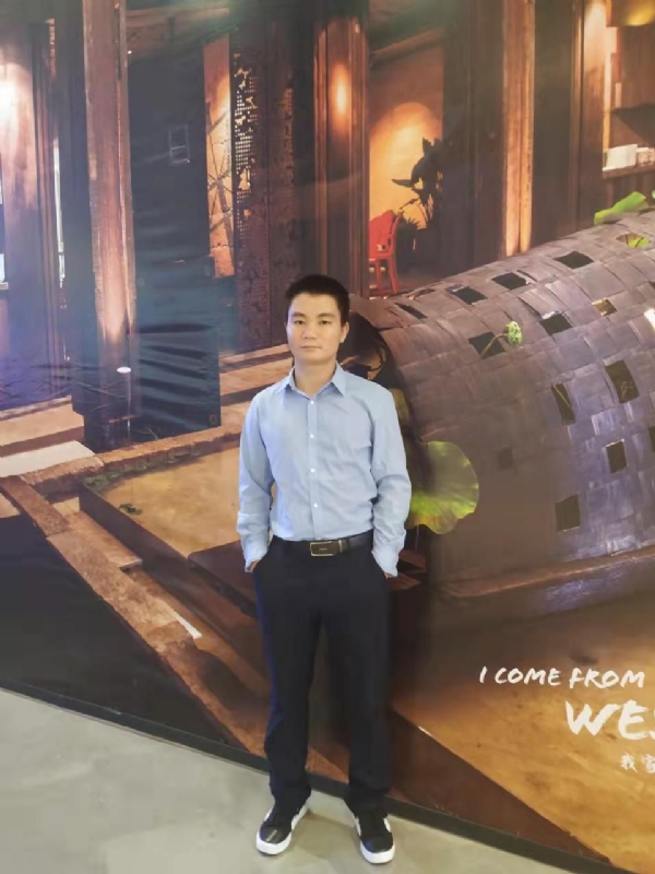 梧桐枫叶的第一张照片--杭州相亲服务中心