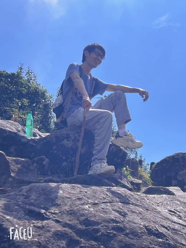 落叶之秋的第一张照片--杭州相亲服务中心