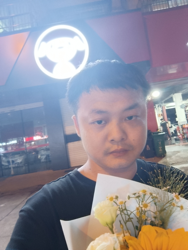 小陈的第一张照片--杭州相亲服务中心