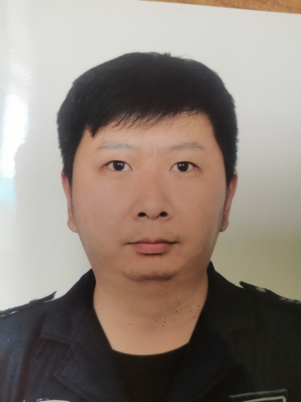 吕嘉的第一张照片--杭州相亲服务中心