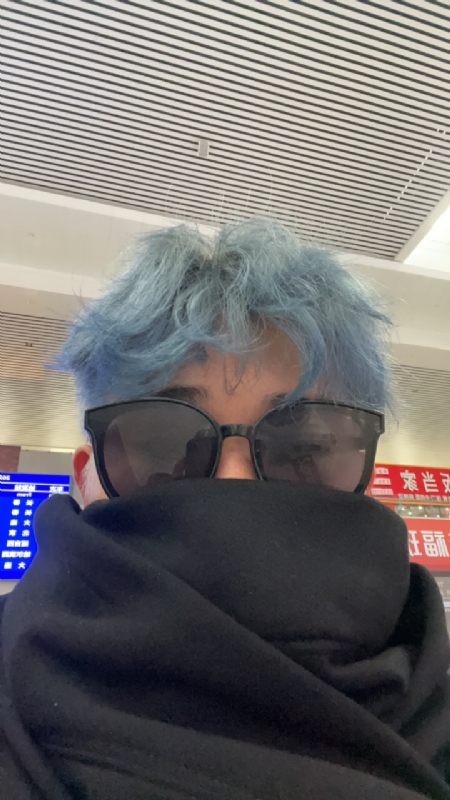平行线的第一张照片--杭州相亲服务中心