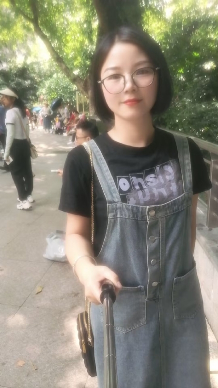 如燕的第二张照片--杭州相亲服务中心