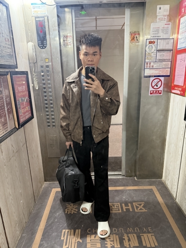 jin的第一张照片--杭州相亲服务中心