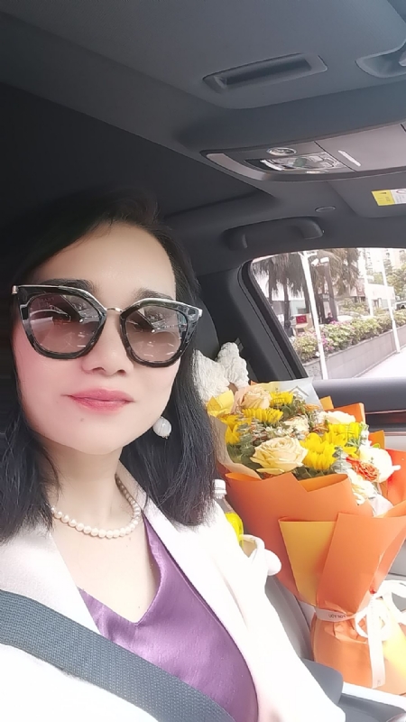 Apple的第一张照片--杭州相亲服务中心