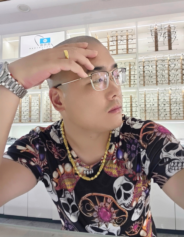 一生诺言的第一张照片--杭州相亲服务中心