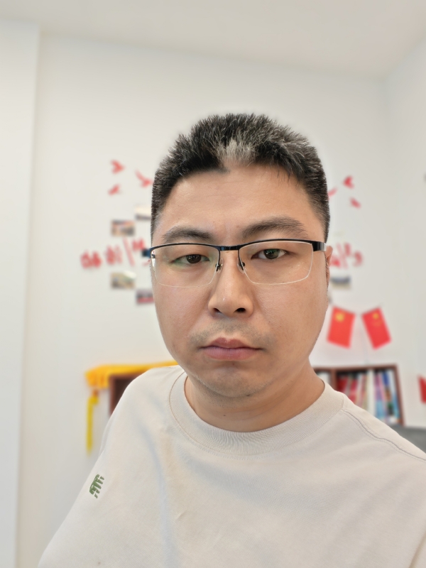 苦海寻舟的第一张照片--杭州相亲服务中心