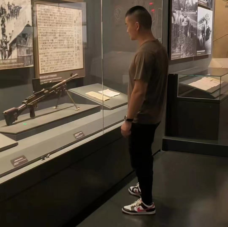 霸气的第一张照片--杭州相亲服务中心