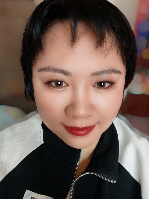 韵韵的第一张照片--杭州相亲服务中心