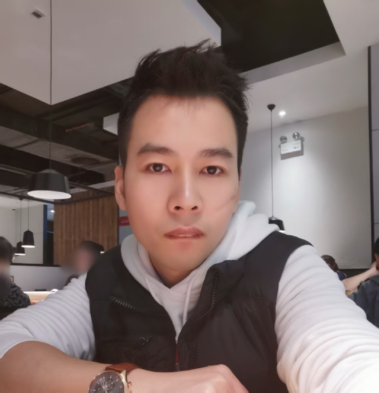 思明的第一张照片--杭州相亲服务中心