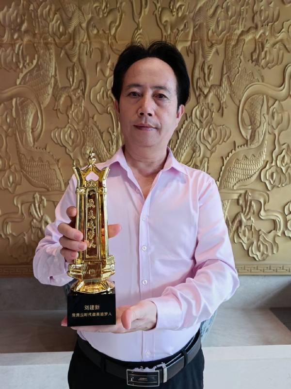 青春有你的第二张照片--杭州相亲服务中心