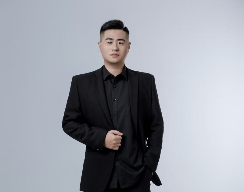 荣泽的第一张照片--杭州相亲服务中心