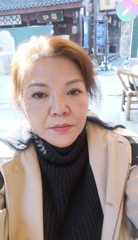 宛霞的第二张照片--杭州相亲服务中心