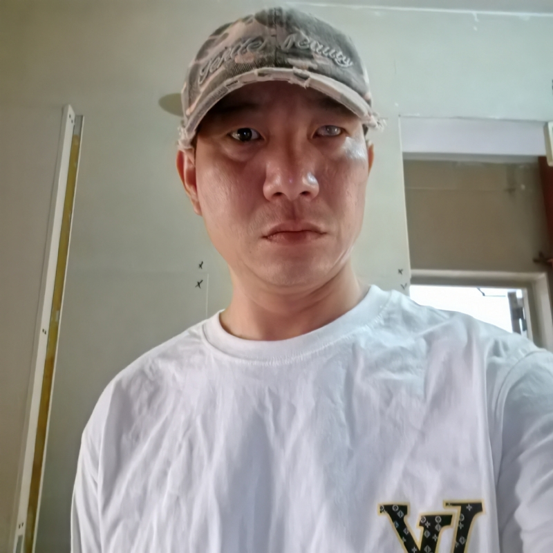 小心做人的第一张照片--杭州相亲服务中心