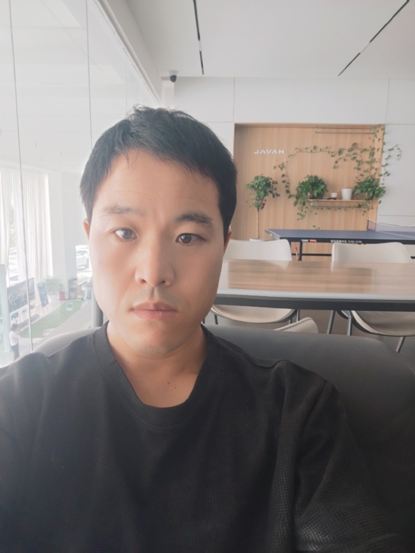 吊挂看风景的第一张照片--杭州相亲服务中心