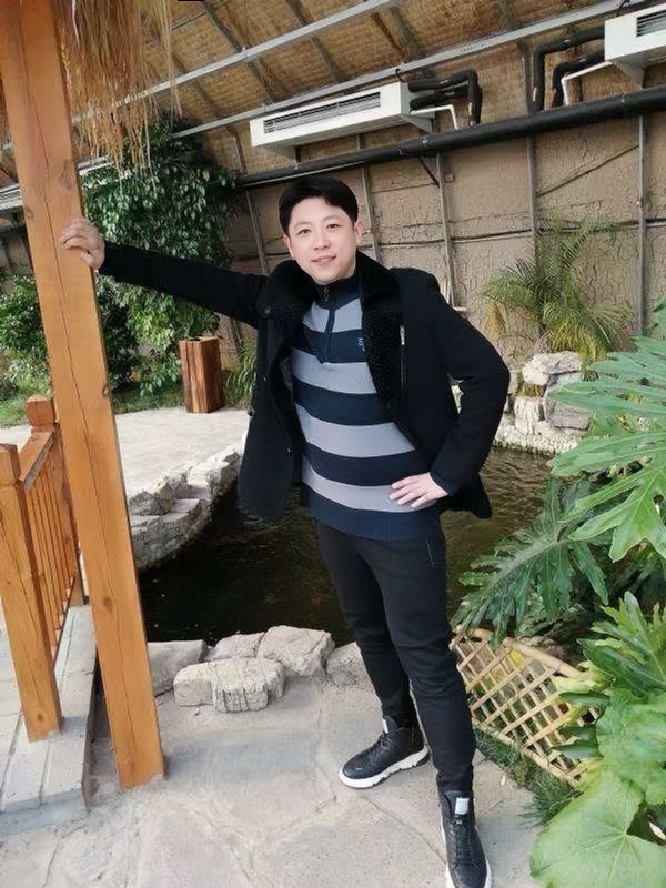 语堂的第一张照片--杭州相亲服务中心