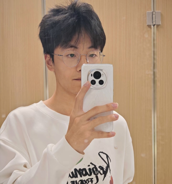 张浩博的第四张照片--杭州相亲服务中心