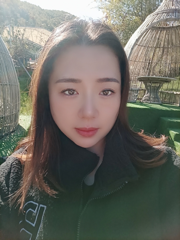 阿燕的第一张照片--杭州相亲服务中心