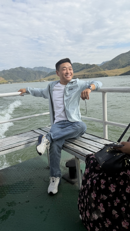 烟花易笑的第二张照片--杭州相亲服务中心