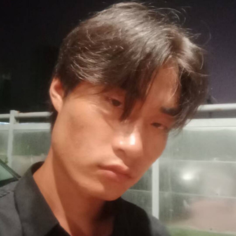 谨言慎行的第一张照片--杭州相亲服务中心