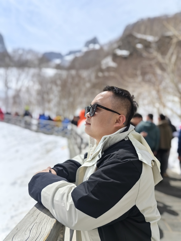 小龙的第一张照片--杭州相亲服务中心