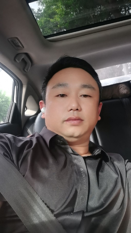 老烽的第一张照片--杭州相亲服务中心