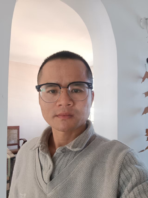 戴戴的第一张照片--杭州相亲服务中心