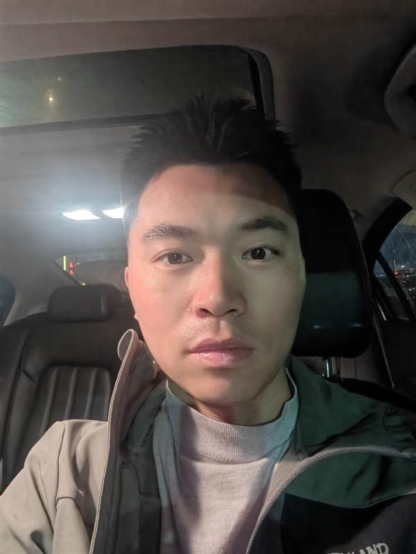 讲不出再见的第二张照片--杭州相亲服务中心