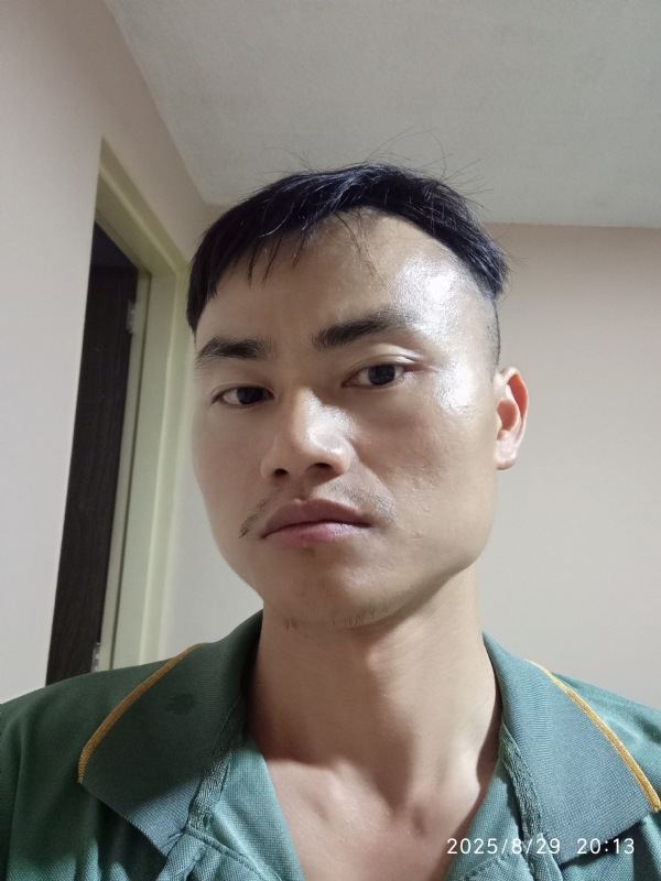 自简的第二张照片--杭州相亲服务中心