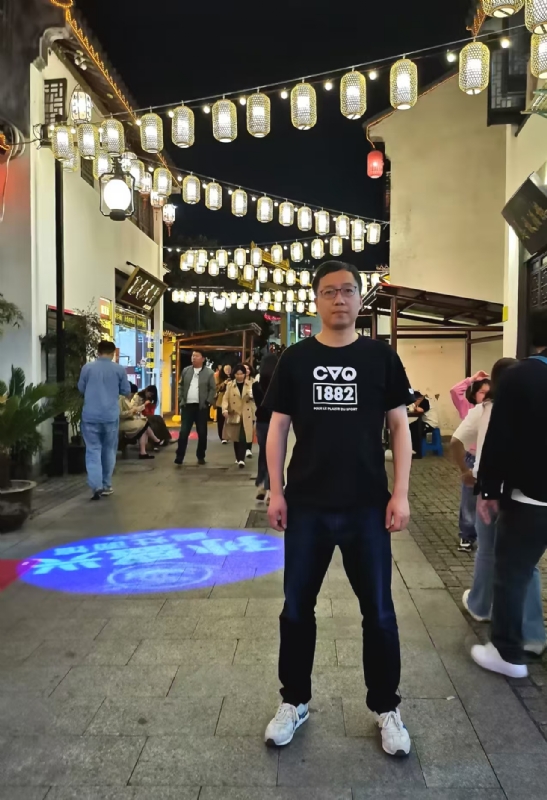 张楚岚的第一张照片--杭州相亲服务中心