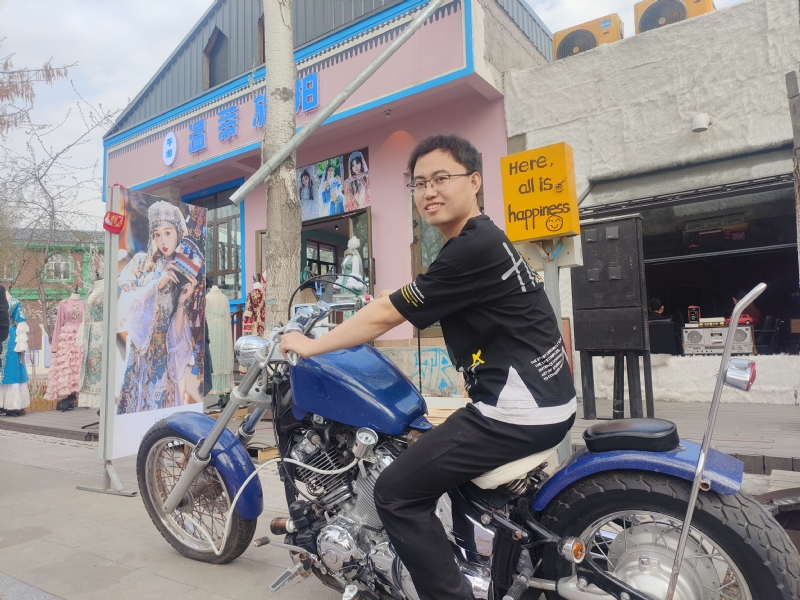 栉风的第一张照片--杭州相亲服务中心