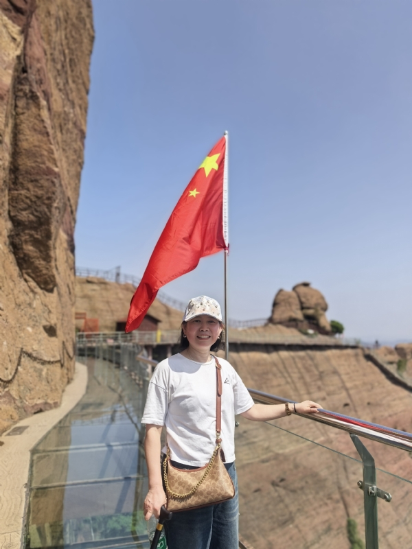 久久的第二张照片--杭州相亲服务中心