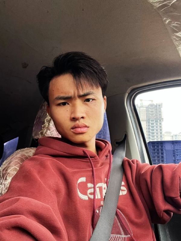 04单亲的第一张照片--杭州相亲服务中心