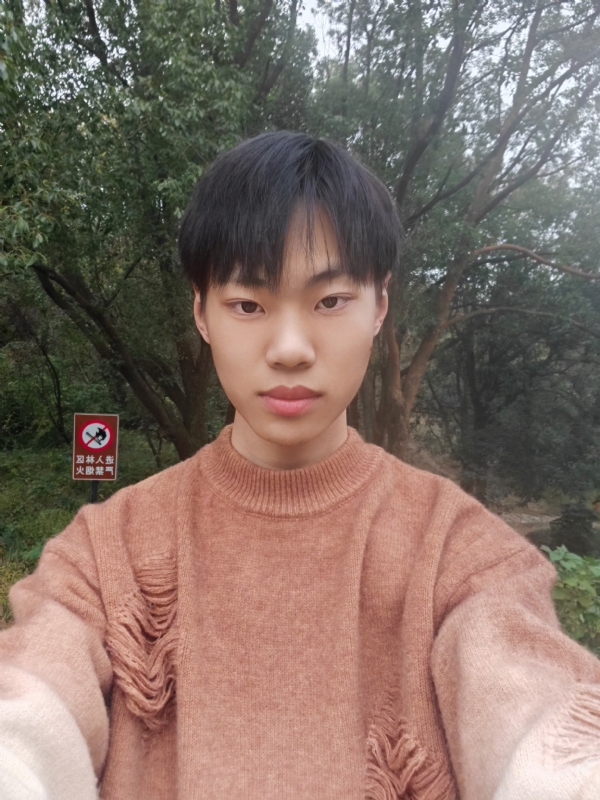 祤辰的第一张照片--杭州相亲服务中心